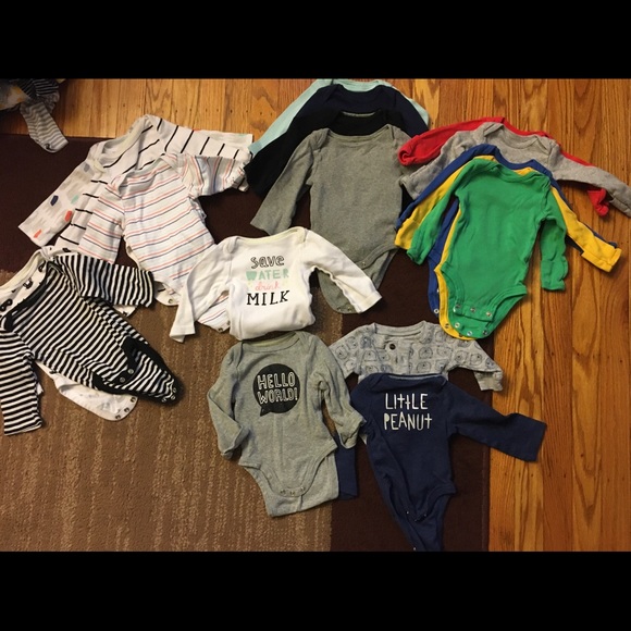 Newborn boy girl onesie lot rarely used NB baby - Picture 1 of 4
